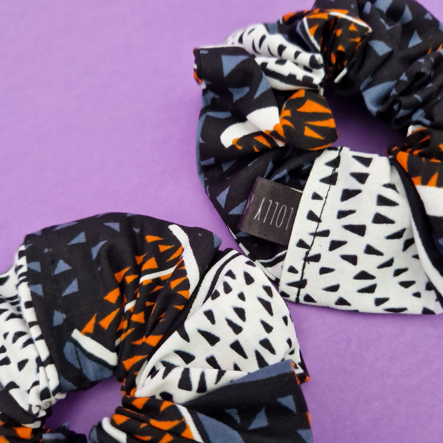 African Print Scrunchies | x2 Deji Print